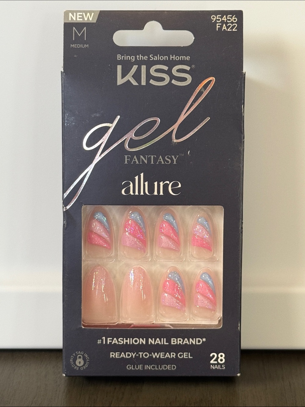 Kiss Gel Fantasy Allure Press On Nails Unicorn Horn